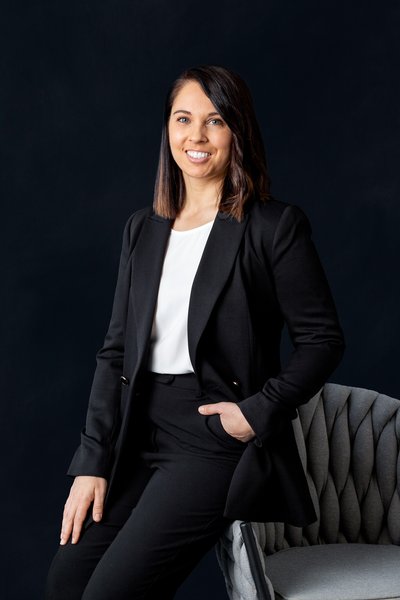 Agent Cara Coombs from Manningham