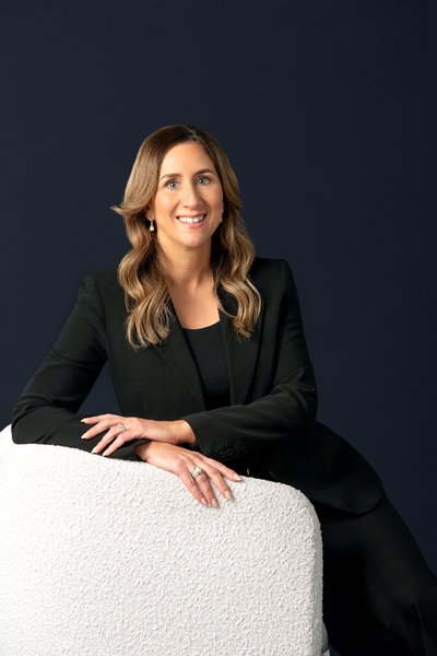 Agent Desi Sfindilis from Essendon