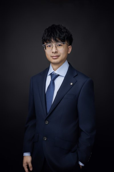 Agent Kenneth Wu from Whitehorse