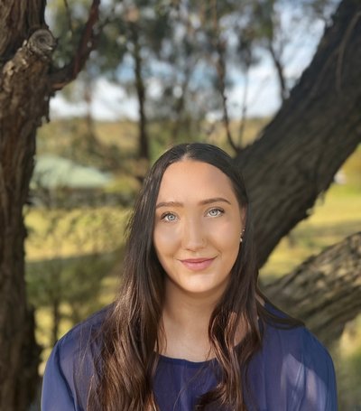 Agent Mary Hrushkar from Macedon Ranges