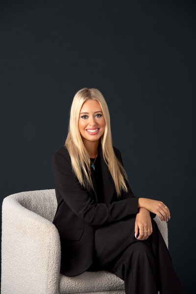 Agent Natasha Couttie from Stonnington