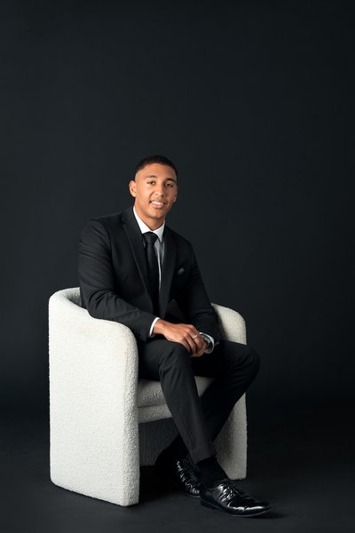 Agent River Marcus from Elwood