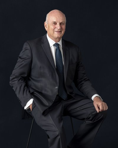 Agent Warwick Anderson from Stonnington